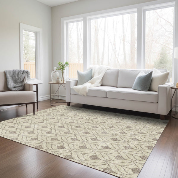 Homeroots 3' Beige And Taupe Geometric Washable Area Rug For Indoor Or Outdoor Use - Stylish And Durable 5' X 8' Polyester 595998