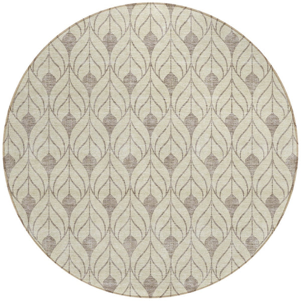 Homeroots 3' Beige And Taupe Geometric Washable Area Rug For Indoor Or Outdoor Use - Stylish And Durable 8' Round Polyester 595999