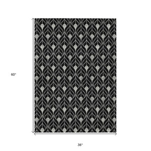 Homeroots 3' Beige And Taupe Geometric Washable Area Rug For Indoor Or Outdoor Use - Stylish And Durable 3' X 5' Polyester 596003