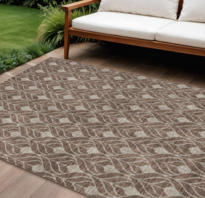 Homeroots 3' Beige And Taupe Geometric Washable Area Rug For Indoor Or Outdoor Use - Stylish And Durable 10' X 14' Polyester 596014