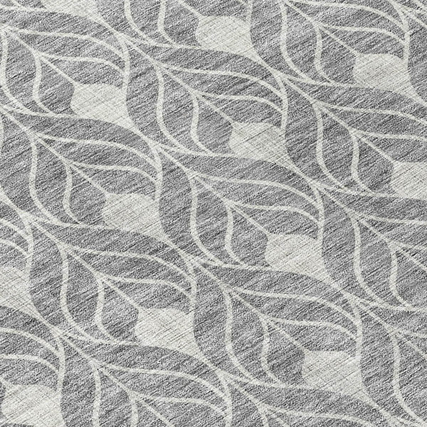 Homeroots 3' Beige And Taupe Geometric Washable Area Rug For Indoor Or Outdoor Use - Stylish And Durable 8' Round Polyester 596035