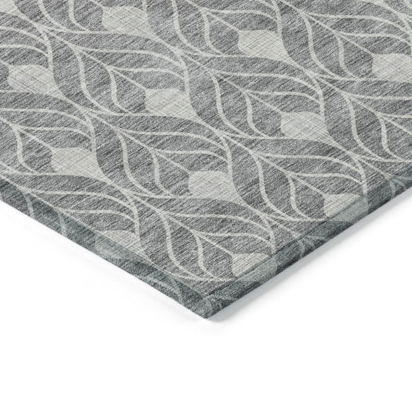 Homeroots 3' Beige And Taupe Geometric Washable Area Rug For Indoor Or Outdoor Use - Stylish And Durable 8' X 10' Polyester 596036