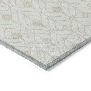 Homeroots 3' Beige And Taupe Geometric Washable Area Rug For Indoor Or Outdoor Use - Stylish And Durable 3' X 5' Polyester 596039