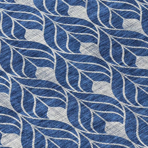 Homeroots 3' Beige And Taupe Geometric Washable Area Rug For Indoor Or Outdoor Use - Stylish And Durable 8' Round Polyester 596047