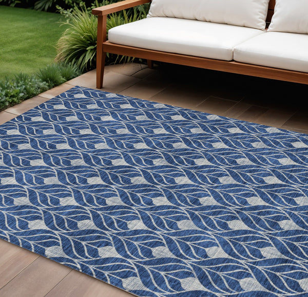 Homeroots 3' Beige And Taupe Geometric Washable Area Rug For Indoor Or Outdoor Use - Stylish And Durable 8' X 10' Polyester 596048