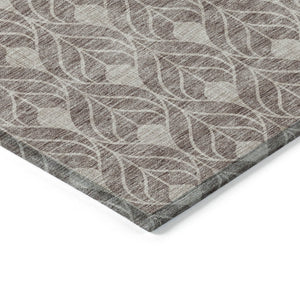 Homeroots 3' Beige And Taupe Geometric Washable Area Rug For Indoor Or Outdoor Use - Stylish And Durable 5' X 8' Polyester 596070