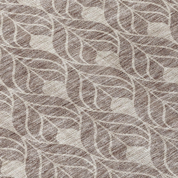 Homeroots 3' Beige And Taupe Geometric Washable Area Rug For Indoor Or Outdoor Use - Stylish And Durable 8' Round Polyester 596071
