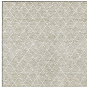 Homeroots 3' Beige And Ivory Geometric Washable Area Rug For Indoor And Outdoor Spaces - Durable Design! 3' X 5' Polyester 596075