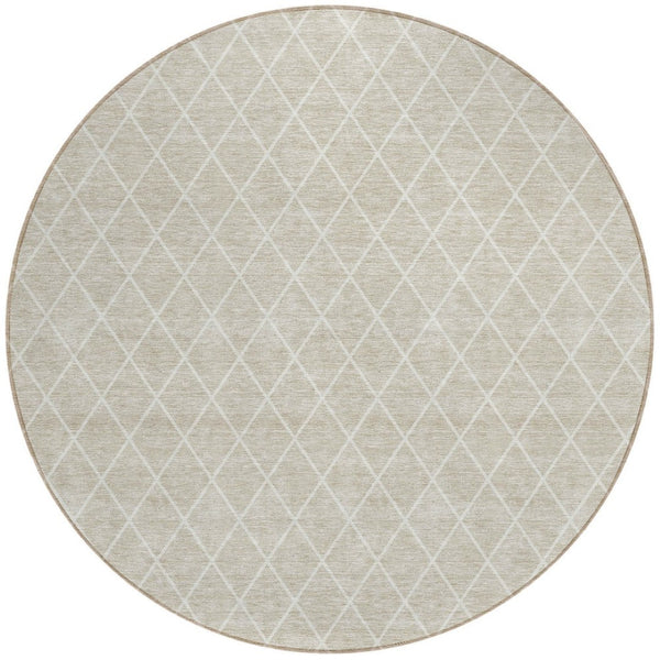 Homeroots 3' Beige And Ivory Geometric Washable Area Rug For Indoor And Outdoor Spaces - Durable Design! 8' Round Polyester 596077