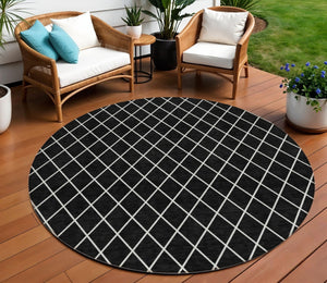 HomeRoots 5' Modern Black and Ivory Geometric Area Rug - Durable, Washable Design for Indoor and Outdoor Use 8' Round 596083