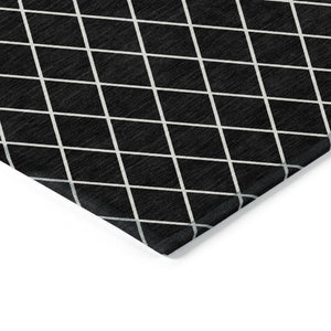 HomeRoots 9' X 12' Stylish Black and Ivory Geometric Indoor Outdoor Rug - Durable, Washable & Versatile Design 596085