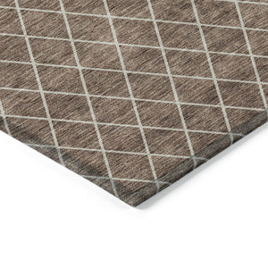 Homeroots 3' Beige And Ivory Geometric Washable Area Rug For Indoor And Outdoor Spaces - Durable Design! 9' X 12' Polyester 596091