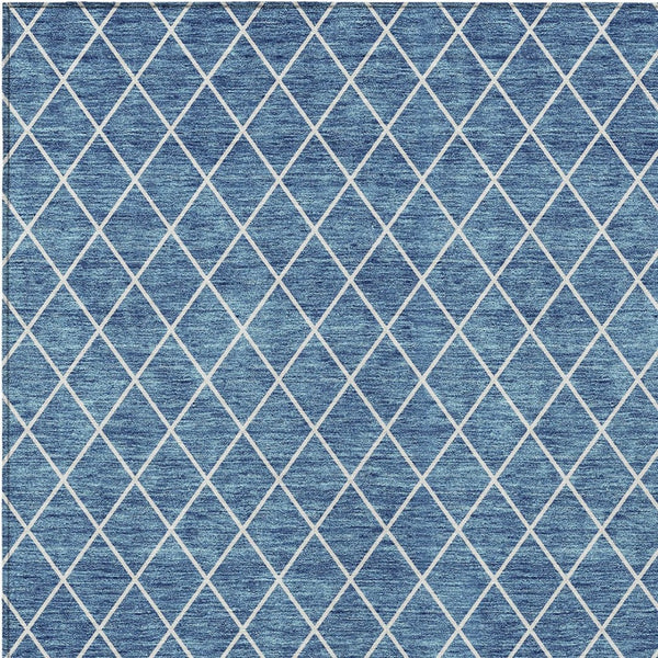 Homeroots 3' Beige And Ivory Geometric Washable Area Rug For Indoor And Outdoor Spaces - Durable Design! 3' X 5' Polyester 596093