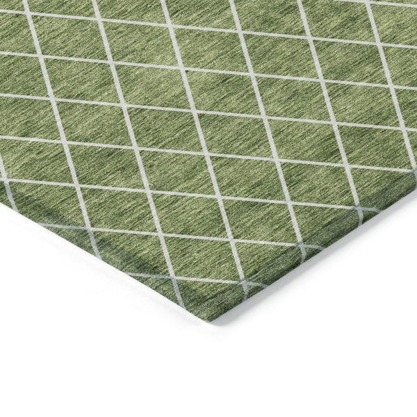 HomeRoots 9' X 12' Washable Green and Ivory Geometric Area Rug - Durable, Versatile, Perfect for Indoor/Outdoor Use 596103