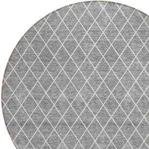 Homeroots 3' Beige And Ivory Geometric Washable Area Rug For Indoor And Outdoor Spaces - Durable Design! 8' Round Polyester 596107
