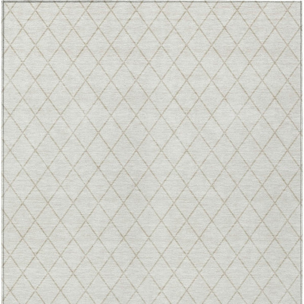 Homeroots 3' Beige And Ivory Geometric Washable Area Rug For Indoor And Outdoor Spaces - Durable Design! 5' X 8' Polyester 596112