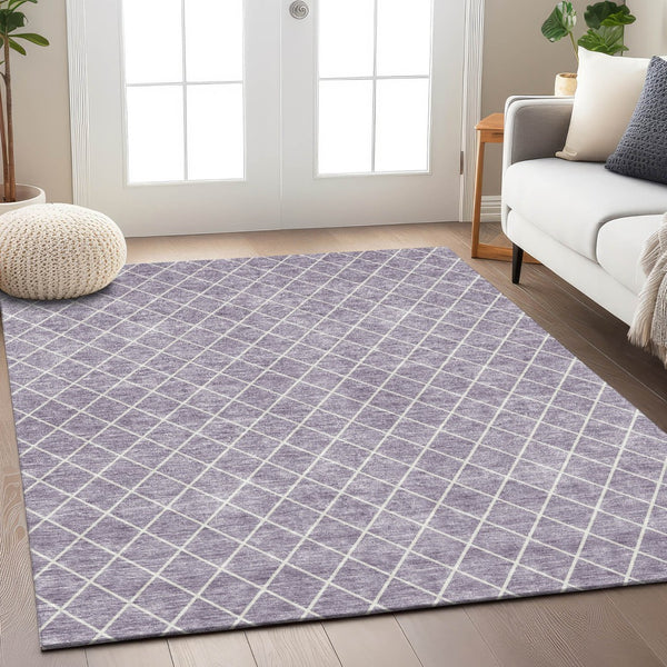 Homeroots 3' Beige And Ivory Geometric Washable Area Rug For Indoor And Outdoor Spaces - Durable Design! 9' X 12' Polyester 596121