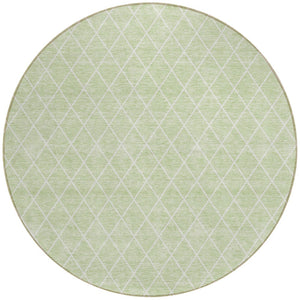 Homeroots 3' Beige And Ivory Geometric Washable Area Rug For Indoor And Outdoor Spaces - Durable Design! 8' Round Polyester 596125