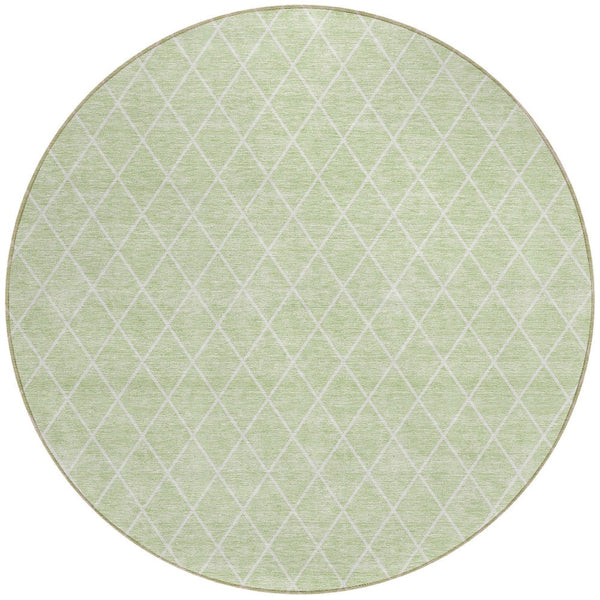 Homeroots 3' Beige And Ivory Geometric Washable Area Rug For Indoor And Outdoor Spaces - Durable Design! 8' Round Polyester 596125