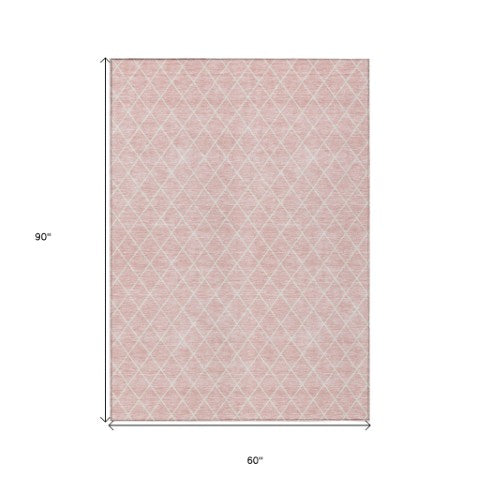 Homeroots 3' Beige And Ivory Geometric Washable Area Rug For Indoor And Outdoor Spaces - Durable Design! 5' X 8' Polyester 596136