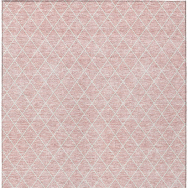 Homeroots 3' Beige And Ivory Geometric Washable Area Rug For Indoor And Outdoor Spaces - Durable Design! 9' X 12' Polyester 596139