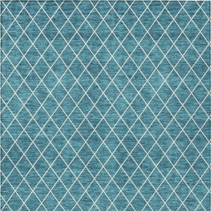 Homeroots 3' Beige And Ivory Geometric Washable Area Rug For Indoor And Outdoor Spaces - Durable Design! 3' X 5' Polyester 596141