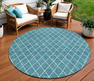 Homeroots 3' Beige And Ivory Geometric Washable Area Rug For Indoor And Outdoor Spaces - Durable Design! 8' Round Polyester 596143