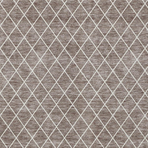 Homeroots 3' Beige And Ivory Geometric Washable Area Rug For Indoor And Outdoor Spaces - Durable Design! 5' X 8' Polyester 596148