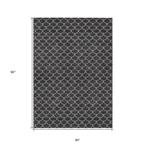 Homeroots 3' Stylish Beige And Ivory Geometric Washable Area Rug For Indoor And Outdoor Spaces, Durable Design 5' X 8' Polyester 596166