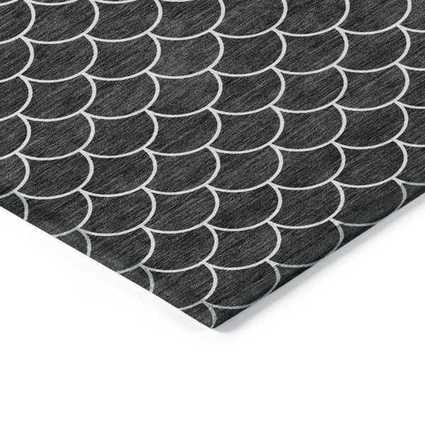 Homeroots 3' Stylish Beige And Ivory Geometric Washable Area Rug For Indoor And Outdoor Spaces, Durable Design 8' X 10' Polyester 596168