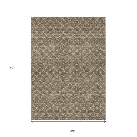 Homeroots 3' Stylish Beige And Ivory Geometric Washable Area Rug For Indoor And Outdoor Spaces, Durable Design 5' X 8' Polyester 596172