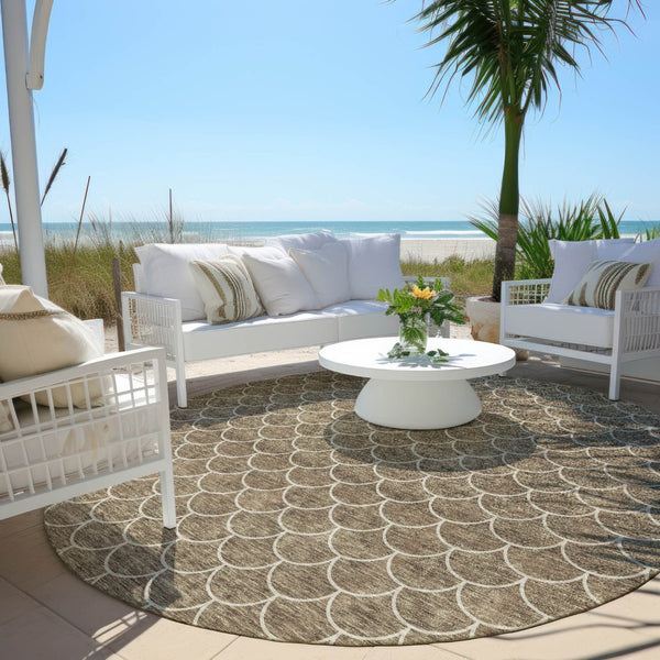 HomeRoots 5' Stylish Brown and Beige Geometric Indoor-Outdoor Area Rug for Versatile Home Decor & Comfort 8' Round 596173