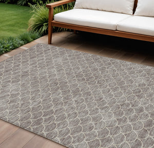 Homeroots 3' Stylish Beige And Ivory Geometric Washable Area Rug For Indoor And Outdoor Spaces, Durable Design 9' X 12' Polyester 596217