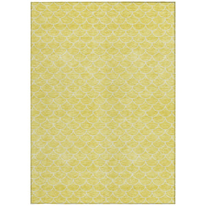 Homeroots 3' Stylish Beige And Ivory Geometric Washable Area Rug For Indoor And Outdoor Spaces, Durable Design 5' X 8' Polyester 596226