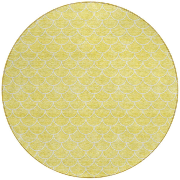 Homeroots 3' Stylish Beige And Ivory Geometric Washable Area Rug For Indoor And Outdoor Spaces, Durable Design 8' Round Polyester 596227