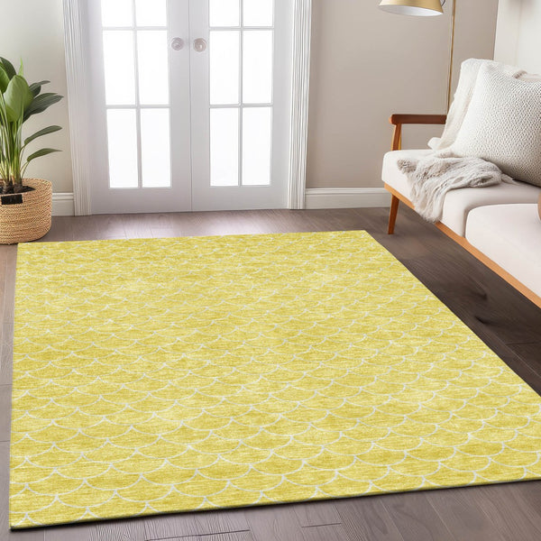 Homeroots 3' Stylish Beige And Ivory Geometric Washable Area Rug For Indoor And Outdoor Spaces, Durable Design 8' X 10' Polyester 596228
