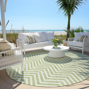 Homeroots 3' Artichoke Green Chevron Indoor Outdoor Area Rug - Stylish, Washable, Durable For High Traffic Areas 8' Round Polyester 596233