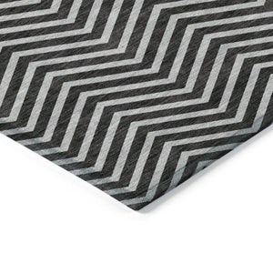 Homeroots 3' Artichoke Green Chevron Indoor Outdoor Area Rug - Stylish, Washable, Durable For High Traffic Areas 5' X 8' Polyester 596244