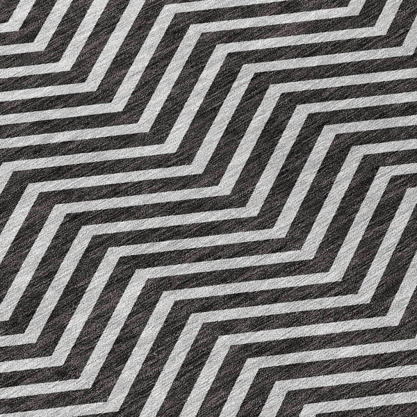 Homeroots 3' Artichoke Green Chevron Indoor Outdoor Area Rug - Stylish, Washable, Durable For High Traffic Areas 8' Round Polyester 596245