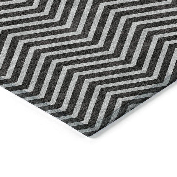 Homeroots 3' Artichoke Green Chevron Indoor Outdoor Area Rug - Stylish, Washable, Durable For High Traffic Areas 9' X 12' Polyester 596247
