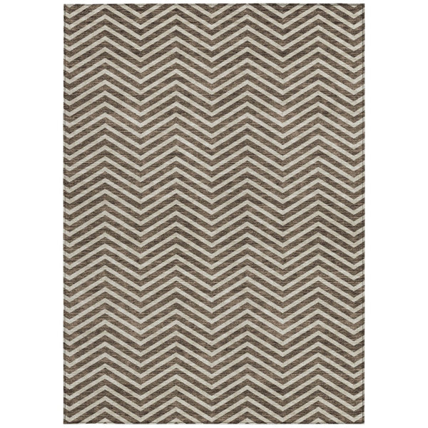 Homeroots 3' Artichoke Green Chevron Indoor Outdoor Area Rug - Stylish, Washable, Durable For High Traffic Areas 3' X 5' Polyester 596249