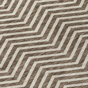 Homeroots 3' Artichoke Green Chevron Indoor Outdoor Area Rug - Stylish, Washable, Durable For High Traffic Areas 8' Round Polyester 596251
