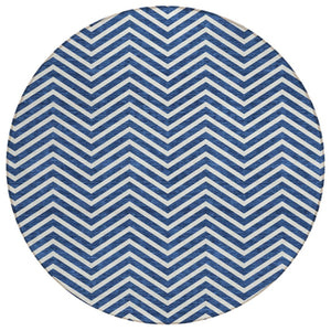 HomeRoots 5' Blue and Ivory Chevron Area Rug – Stylish, Washable, Durable Design for Indoor or Outdoor Spaces 8' Round 596257