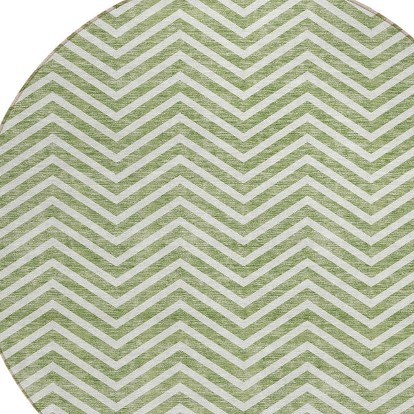 Homeroots 3' Artichoke Green Chevron Indoor Outdoor Area Rug - Stylish, Washable, Durable For High Traffic Areas 8' Round Polyester 596263