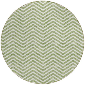 Homeroots 3' Artichoke Green Chevron Indoor Outdoor Area Rug - Stylish, Washable, Durable For High Traffic Areas 8' Round Polyester 596263