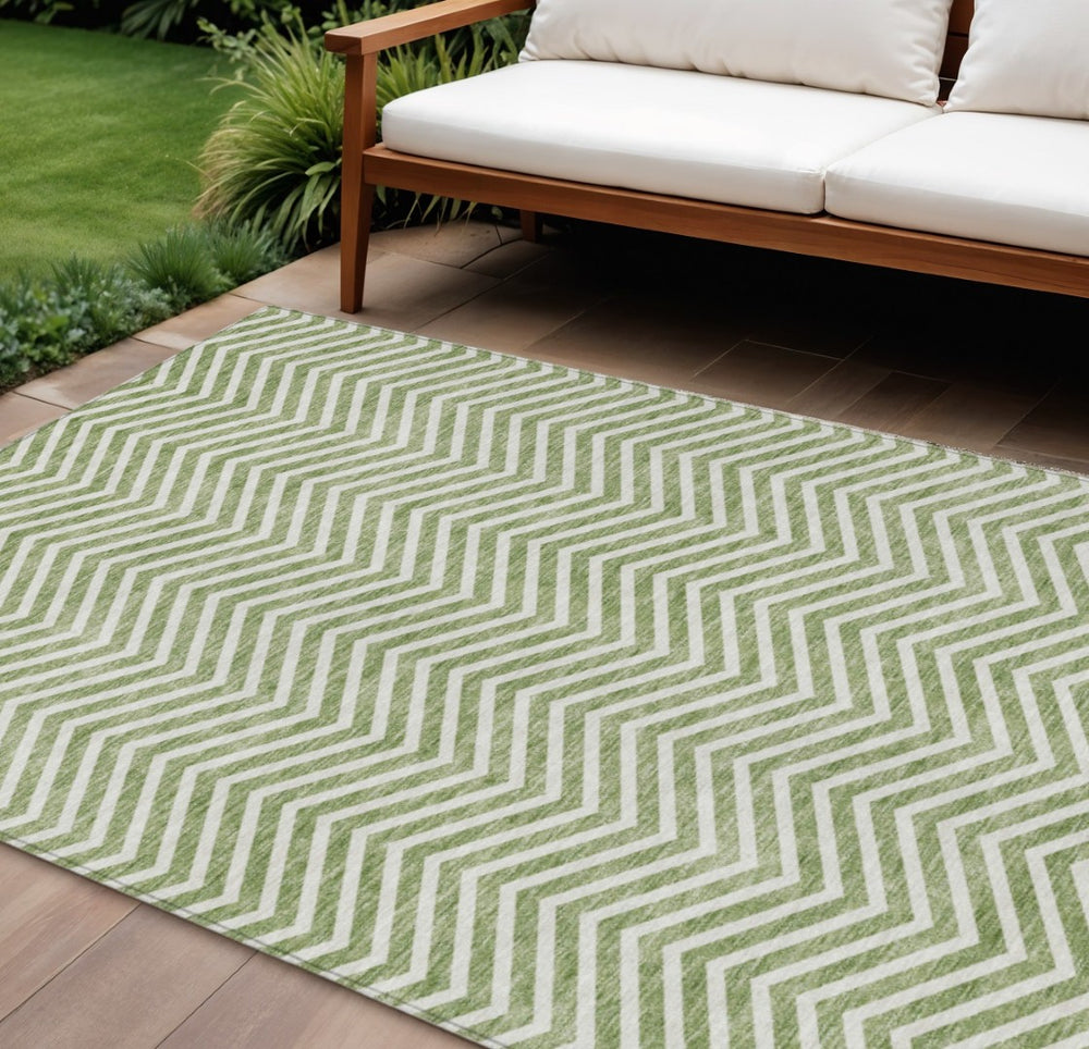 HomeRoots 5' Green and Ivory Chevron Washable Area Rug - Stylish, Durable, and Easy-Care for Indoor & Outdoor Spaces 10' X 14' 596266