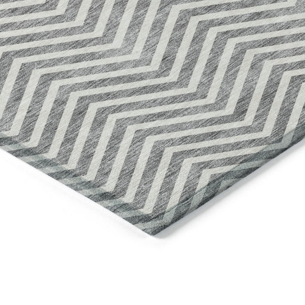 Homeroots 3' Artichoke Green Chevron Indoor Outdoor Area Rug - Stylish, Washable, Durable For High Traffic Areas 3' X 5' Polyester 596267