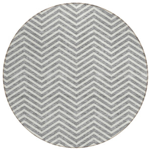 HomeRoots 5' Gray and Ivory Chevron Area Rug - Stylish, Washable Design for Indoor and Outdoor Spaces 8' Round 596269