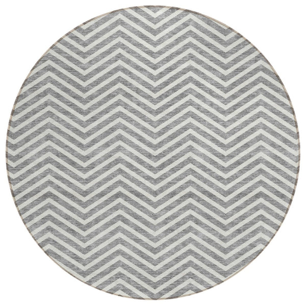 HomeRoots 5' Gray and Ivory Chevron Area Rug - Stylish, Washable Design for Indoor and Outdoor Spaces 8' Round 596269