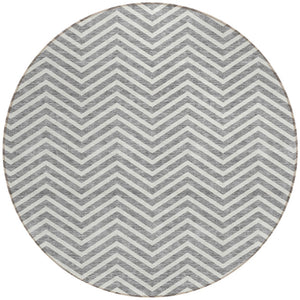 Homeroots 3' Artichoke Green Chevron Indoor Outdoor Area Rug - Stylish, Washable, Durable For High Traffic Areas 8' Round Polyester 596269